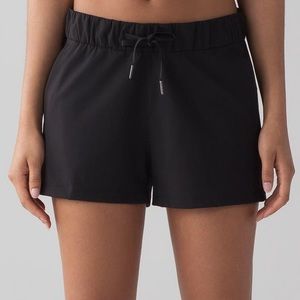 Lululemon On The Fly Short